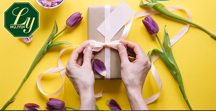 Nghệ thuật tặng quà làm vừa lòng người nhận