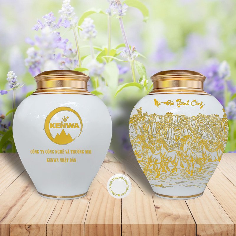 LỌ TRÀ BẠCH NGỌC QUÝ TỘC