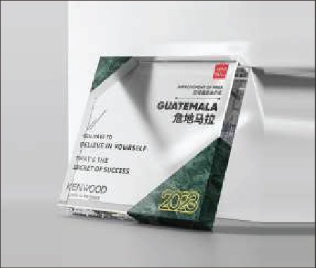 Cúp Pha Lê “Đột Phá Thành Công” – Vinh Danh Bứt Phá Vượt Trội