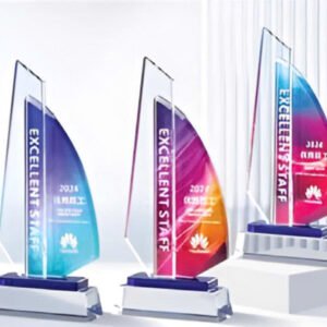 Cúp “Cánh Buồm Thành Công”