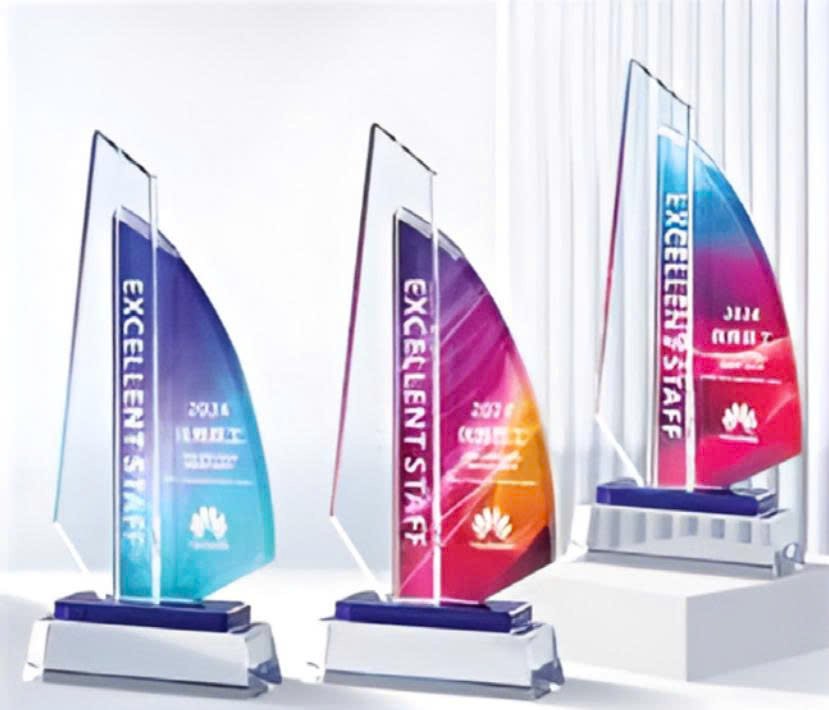 Cúp “Cánh Buồm Thành Công”